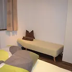 Auderer Monika Lägenhet Jerzens