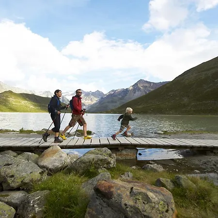 Auderer Monika Jerzens